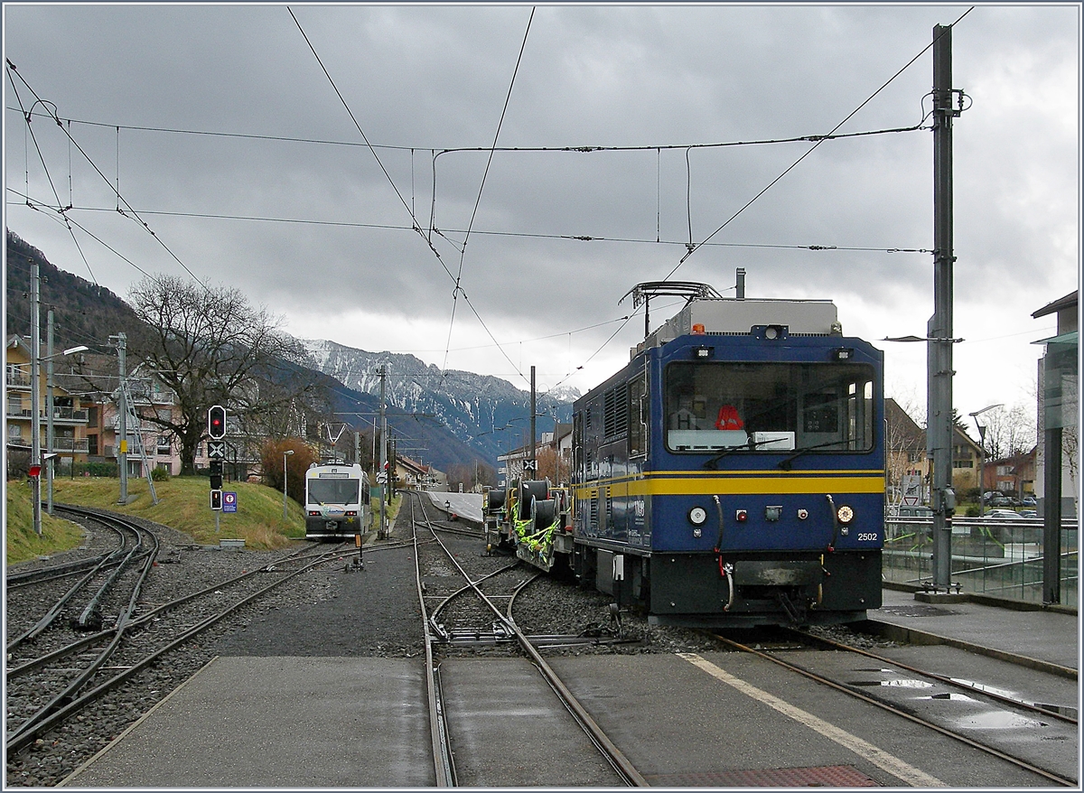 Die MOB Gem 2/2 2520 wartet in Blonay auf einen neuen Einsatz.

7. März 2019