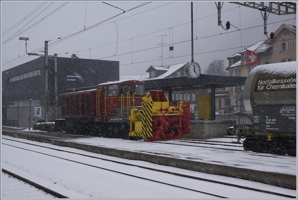 Die SBB Xrotm 95 (UIC 99 85 94 91 095-7) in Erstfeld.
5. Jan. 2017