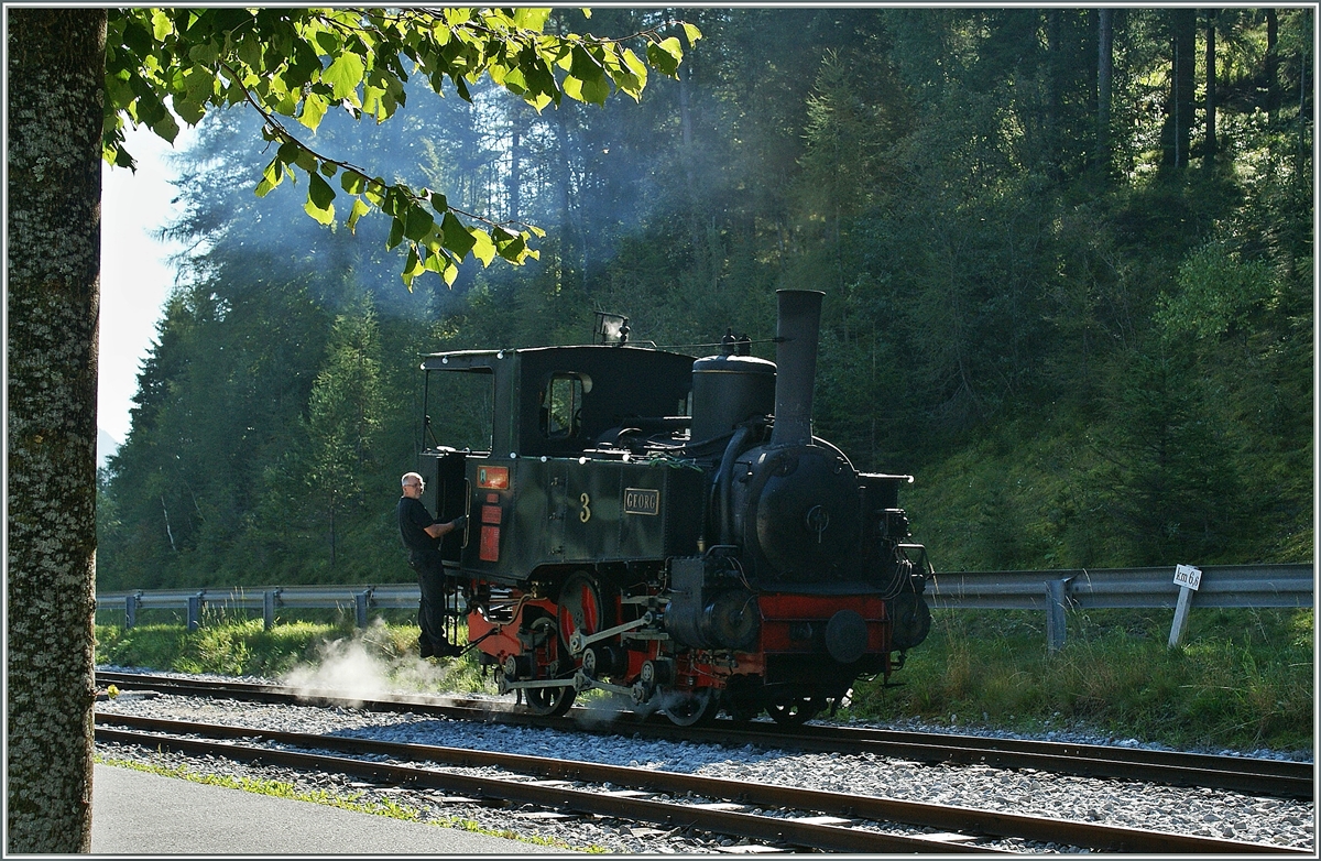 Die Zahnraddampflok  Georg  beim Manöver in Aachensee. 
16. Sept. 2011