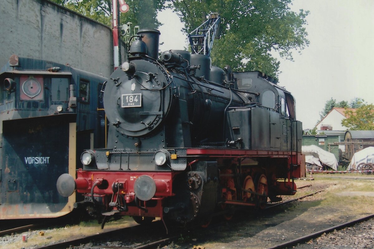 DME/ElnA 184 steht am 30 Mai 2014 in Darmstadt-Kranichsteiner Museum.