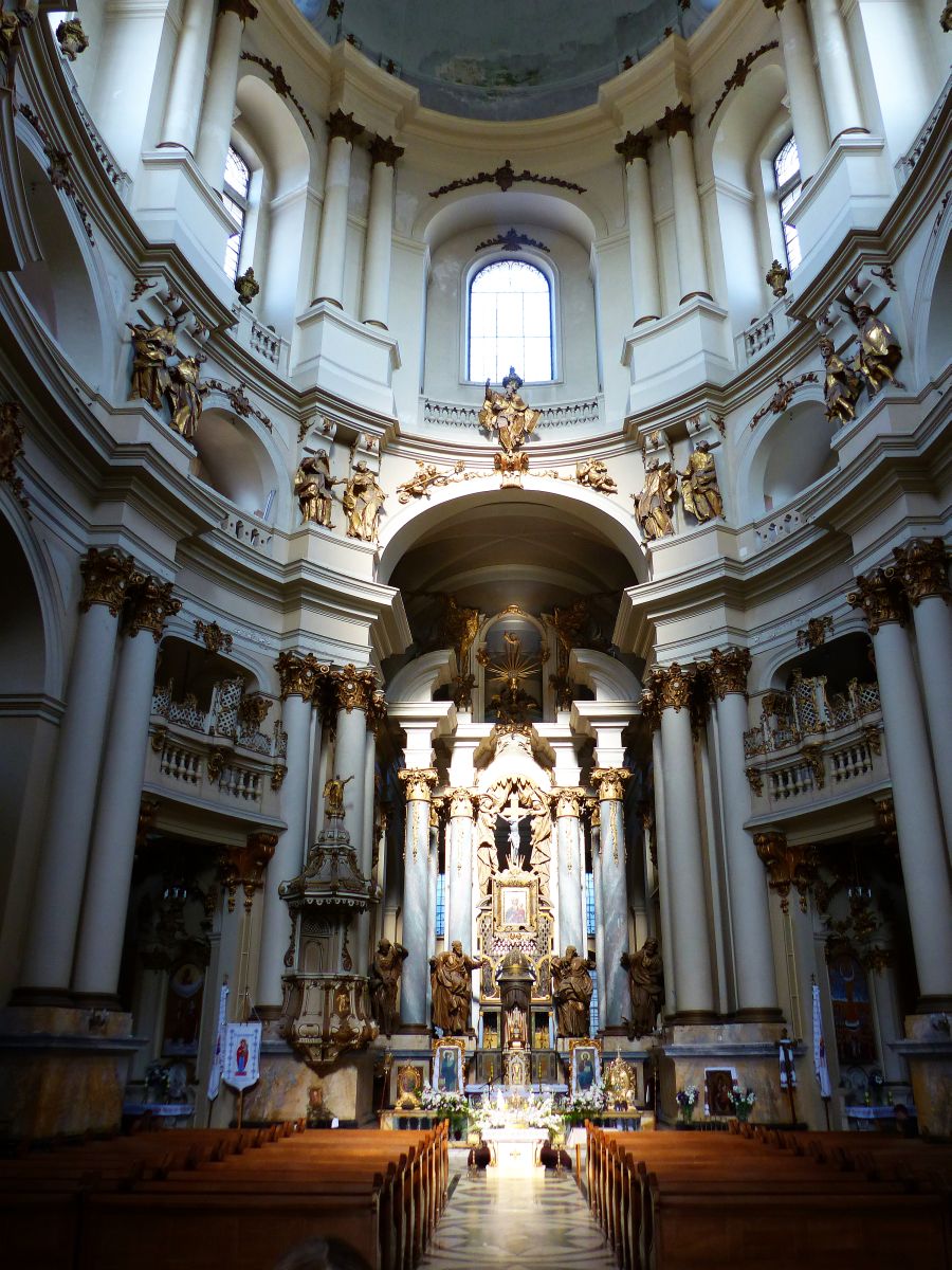 Dominikaner Dom Lviv, 27-08-2019.

Dominicaanse kerk Lviv 27-08-2019.