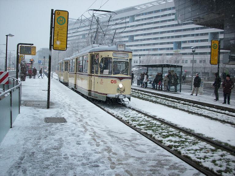 Dresdner Straßenbahn am 24.11.2008
