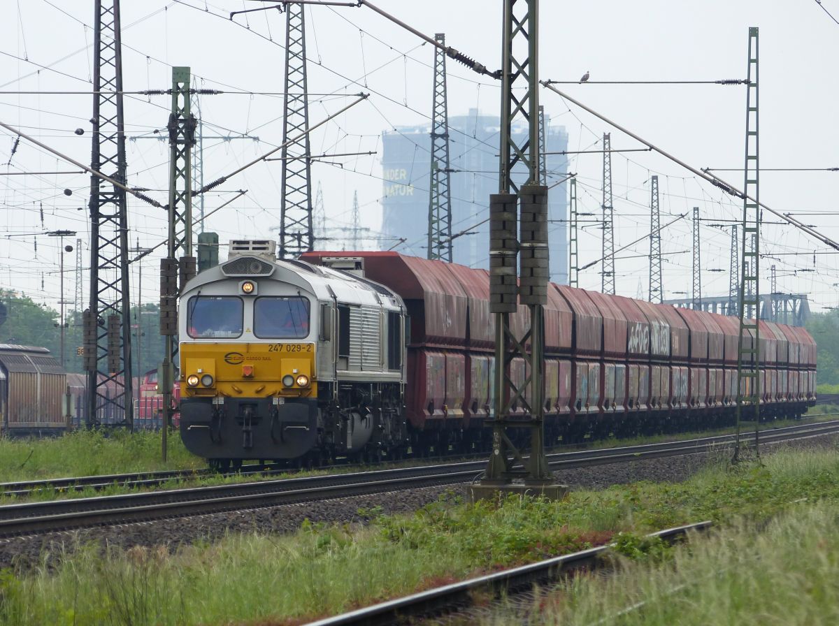 ECR (Euro Cargo Rail) Class 77 Diesellok 247 029-2 Gterbahnhof Oberhausen West 20-05-2016.

ECR (Euro Cargo Rail) Class 77 dieselloc 247 029-2 goederenstation Oberhausen West 20-05-2016.