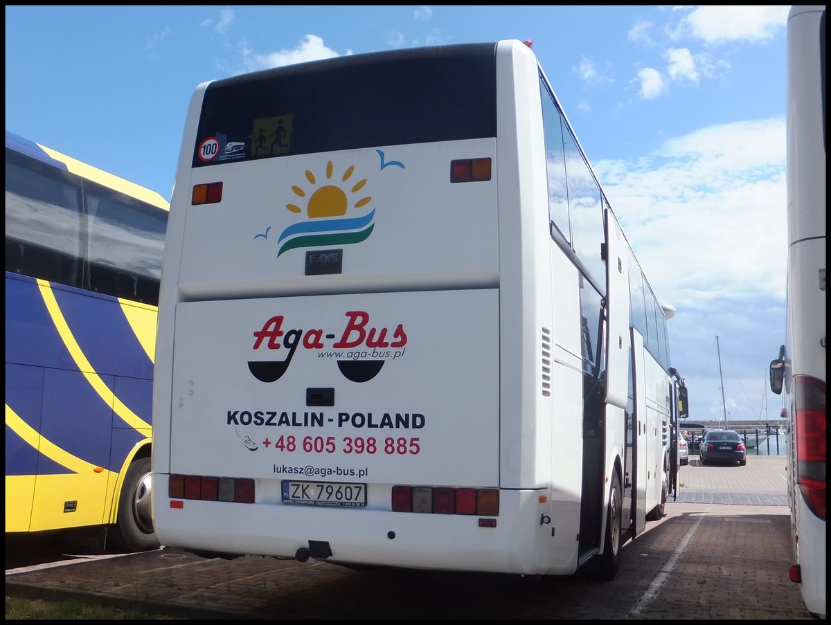 EOS von Aga-Bus aus Polen im Stadthafen Sassnitz.