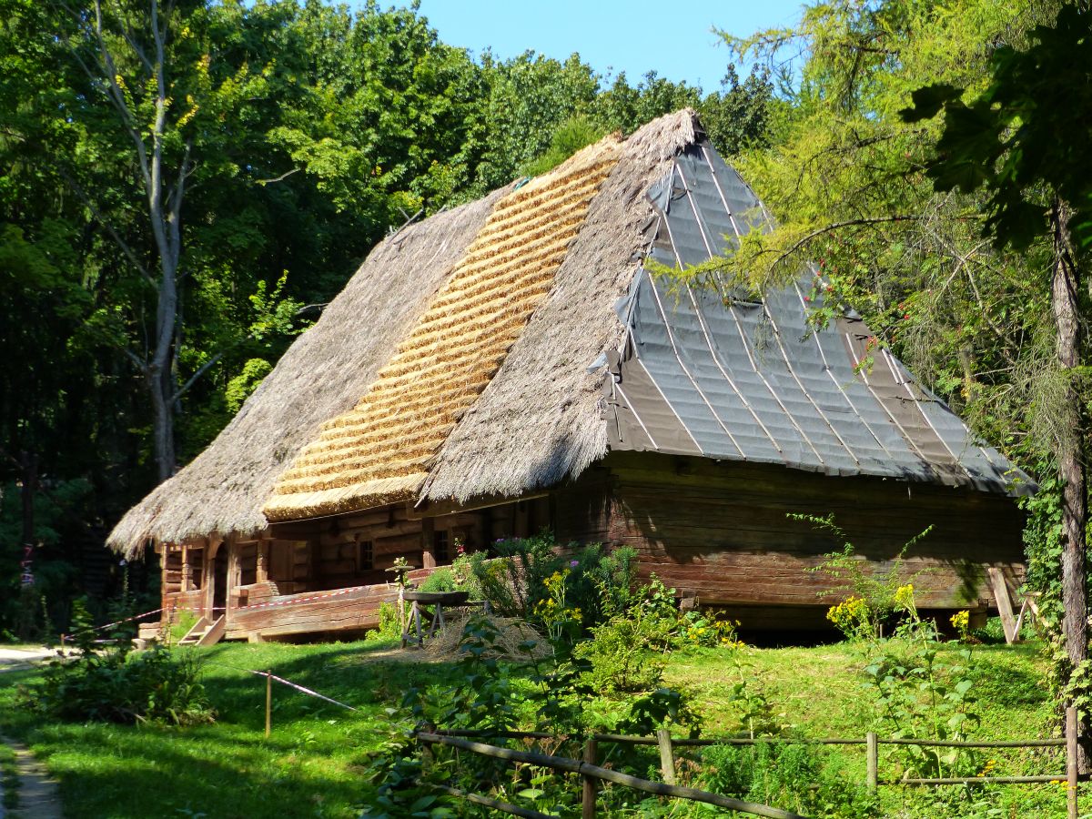 Freilichtmuseum fr Volkskunst, Industrie und Architektur. Chernecha Hora Strasse, Lemberg 28-08-2019. 

Openluchtmuseum voor volkskunst, nijverheid en architectuur. Chernecha Hora straat, Lviv 28-08-2019.