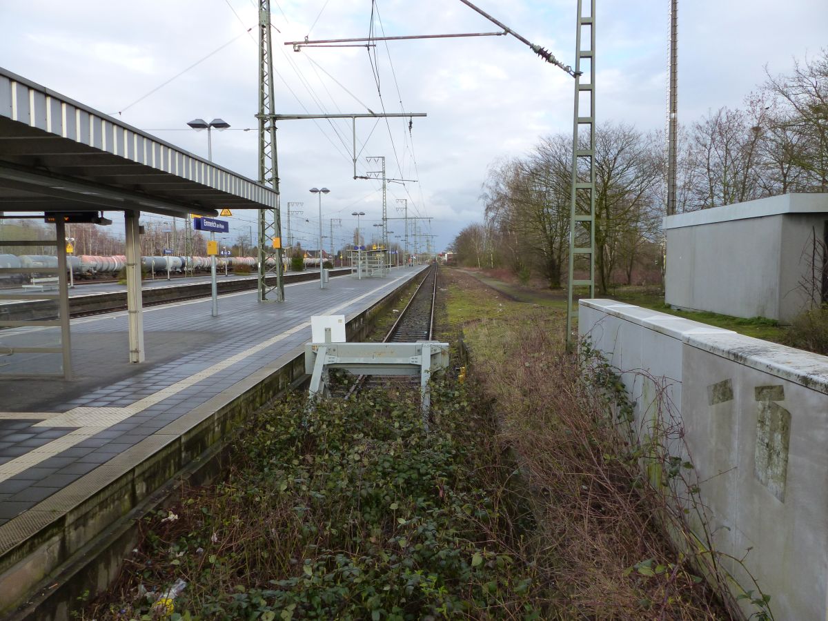 Gleis 1 Emmerich am Rhein 12-03-2020.
Spoor 1 Emmerich am Rhein 12-03-2020.