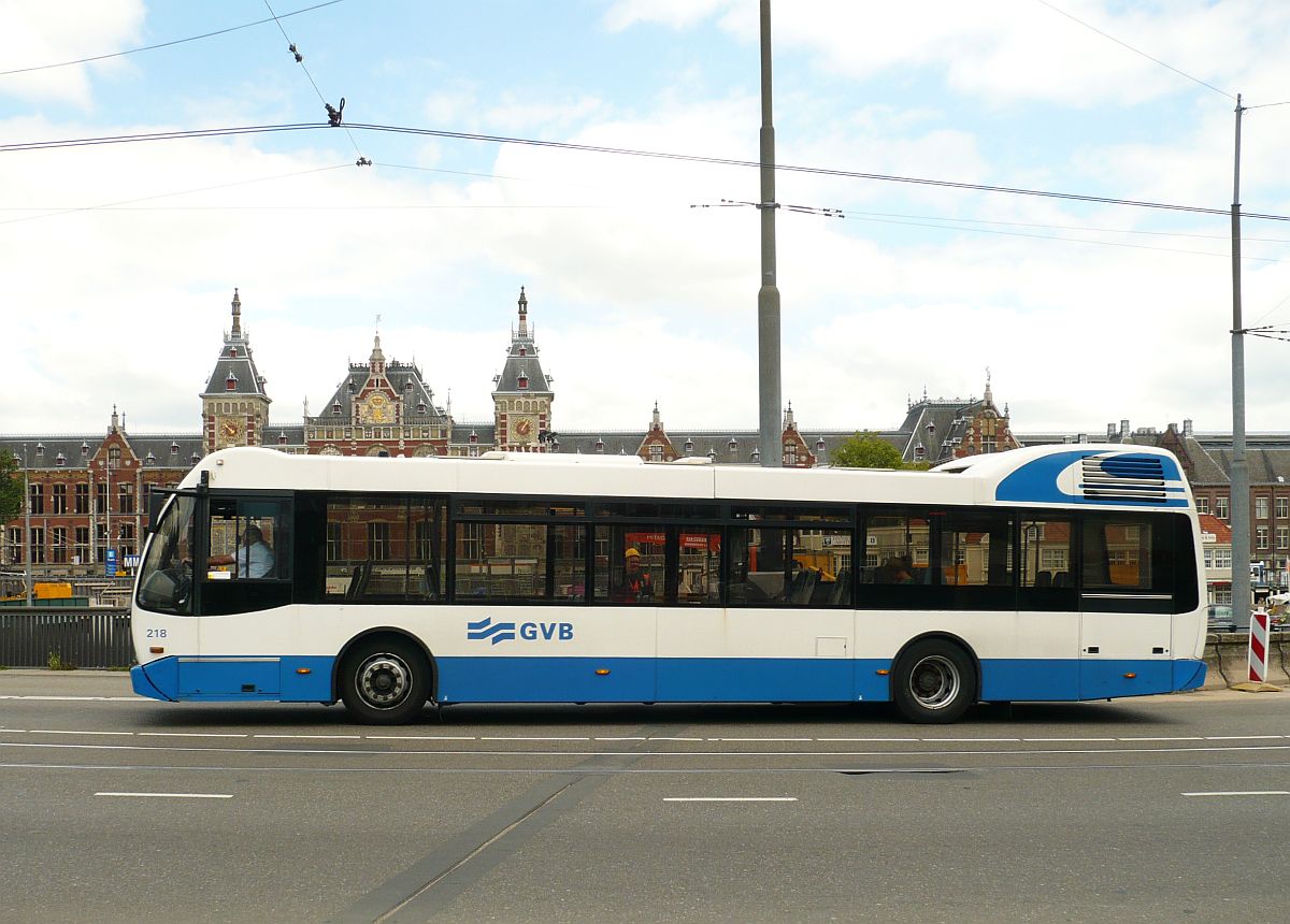 GVBA Bus 218 DAF Berkhof Premier-Jonckheer Baujahr 2000. Prins Hendrikkade, Amsterdam 02-07-2014.

GVBA bus 218 DAF Berkhof Premier-Jonckheer bouwjaar 2000. Prins Hendrikkade, Amsterdam 02-07-2014.