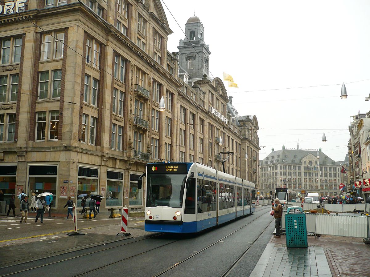 GVBA TW 2107 Damrak, Amsterdam 28-05-2014.

GVBA tram 2107 Damrak, Amsterdam 28-05-2014.