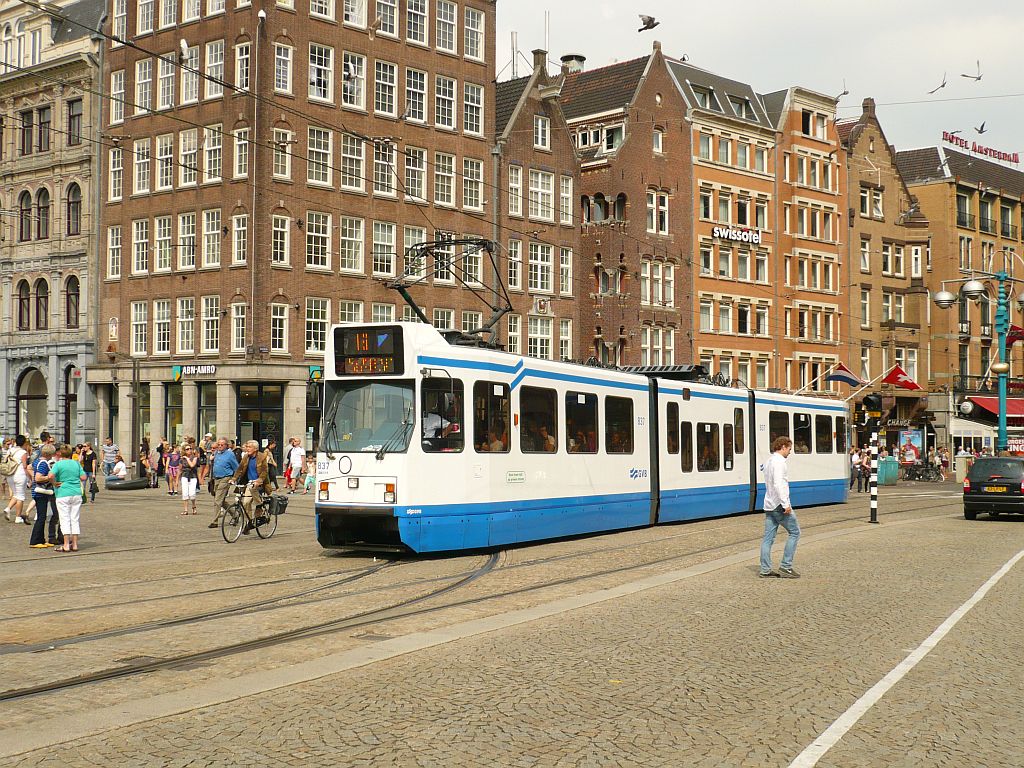 GVBA TW 837 Dam, Amsterdam 21-08-2013.

GVBA tram 837 Dam, Amsterdam 21-08-2013.