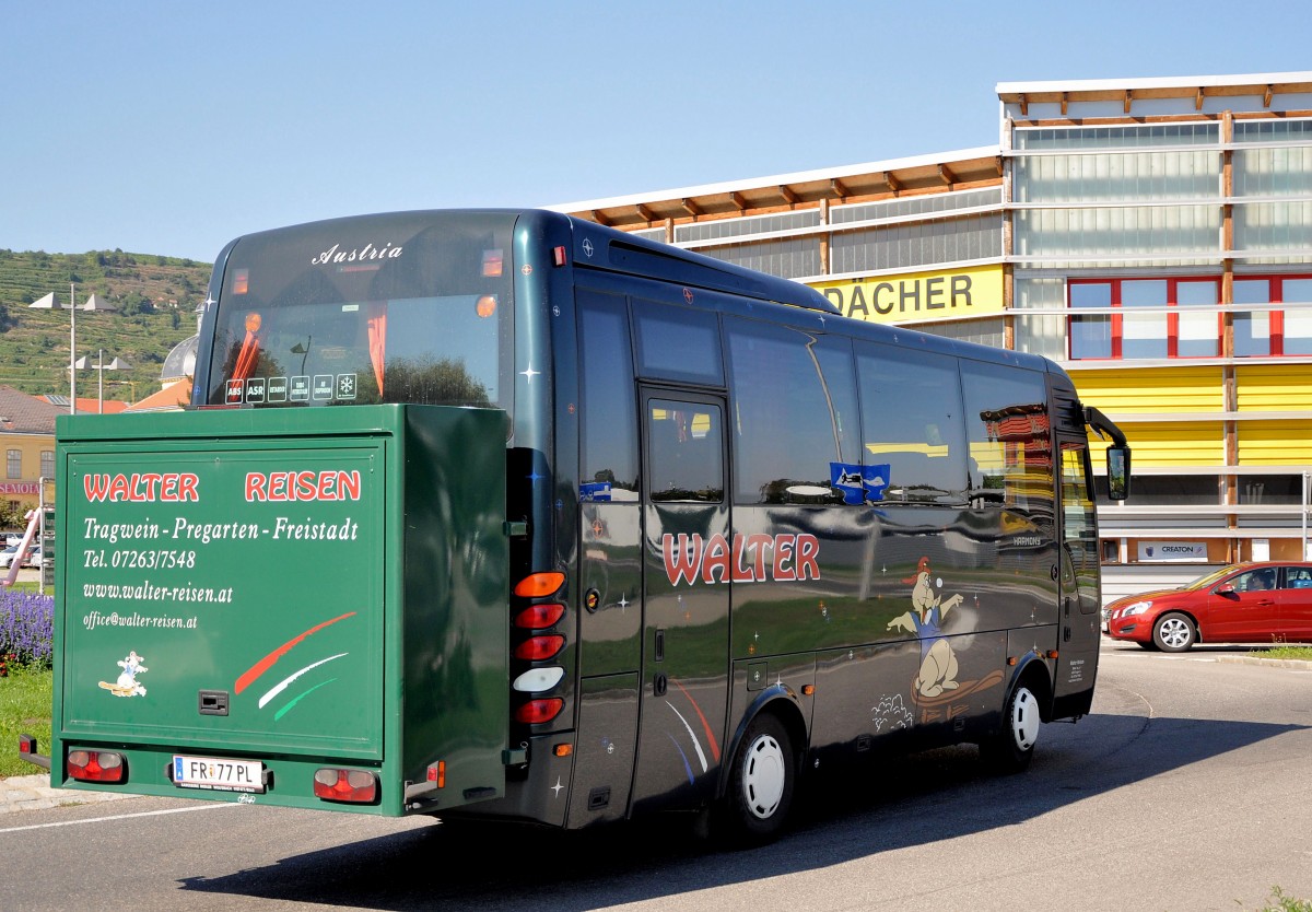 ISUZU  Harmony  Kleinbus von WALTER Reisen aus sterreich im September 2013 in Krems unterwegs.
