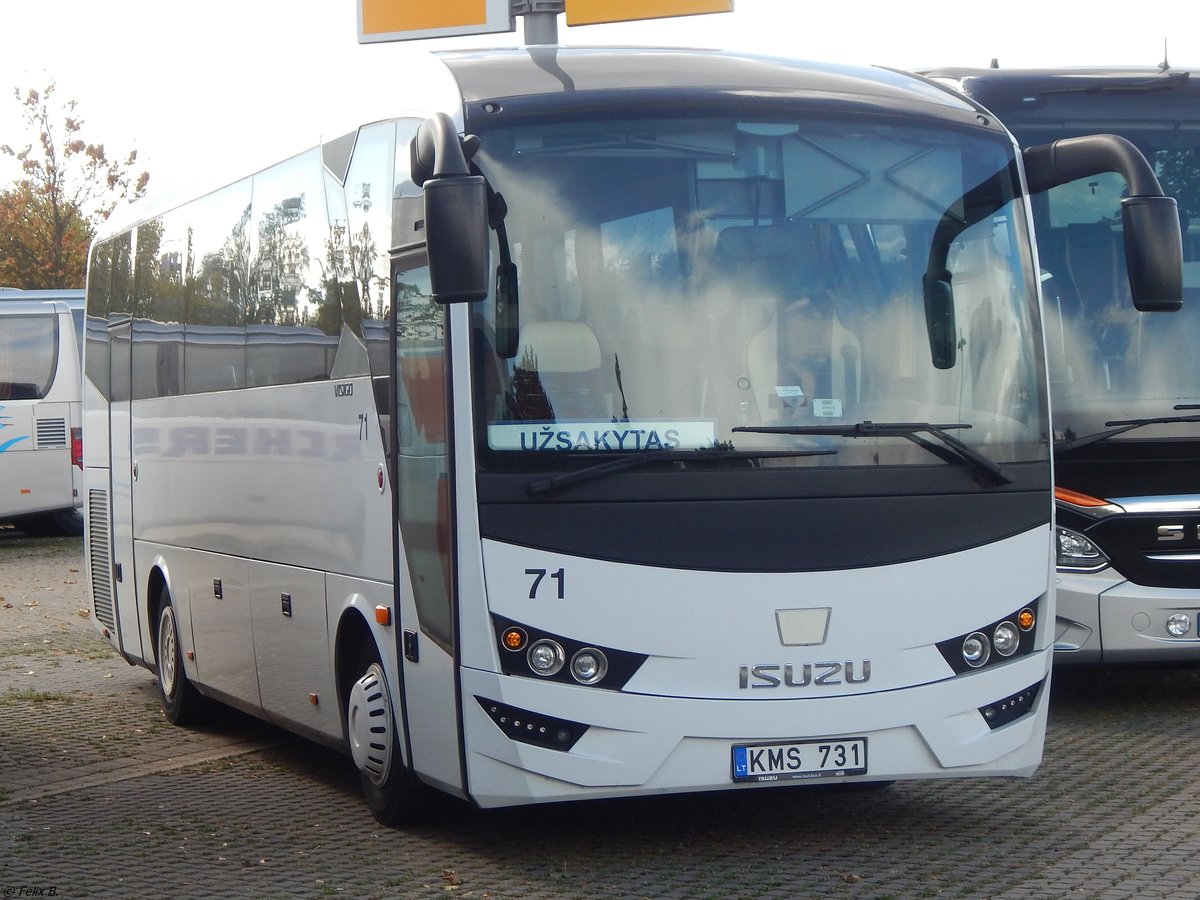 Isuzu Visigo von UAB Druskininkų autobusų parkas aus Litauen in Hannover.