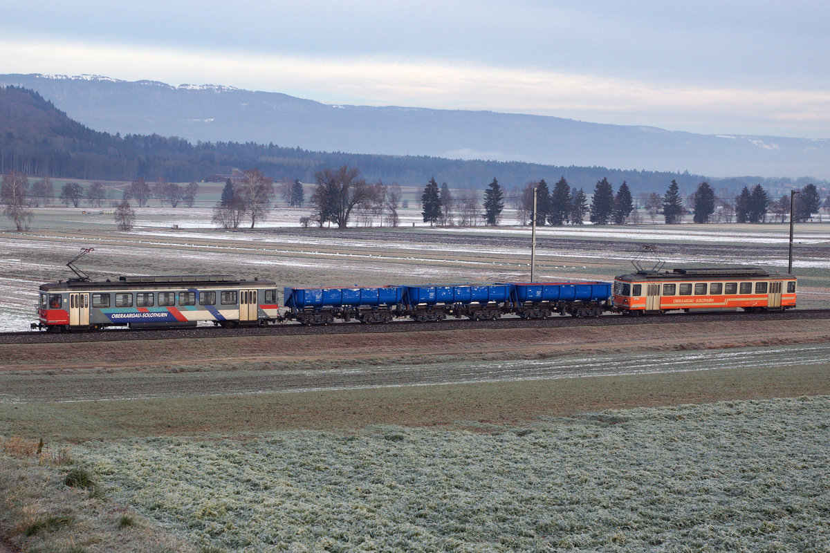 Jahresrückblick 2016
von Walter Ruetsch, Riedholz
Januar
ASm/BTI:  Zwischen Siselen und Brüttelen fanden am 26. Januar 2016 Probefahrten mit den Be 4/4 304 und  Be 4/4 302, ehemals SNB,  und den bei der RhB in Landquart frisch revidierten Fa 73 – 75 statt.
