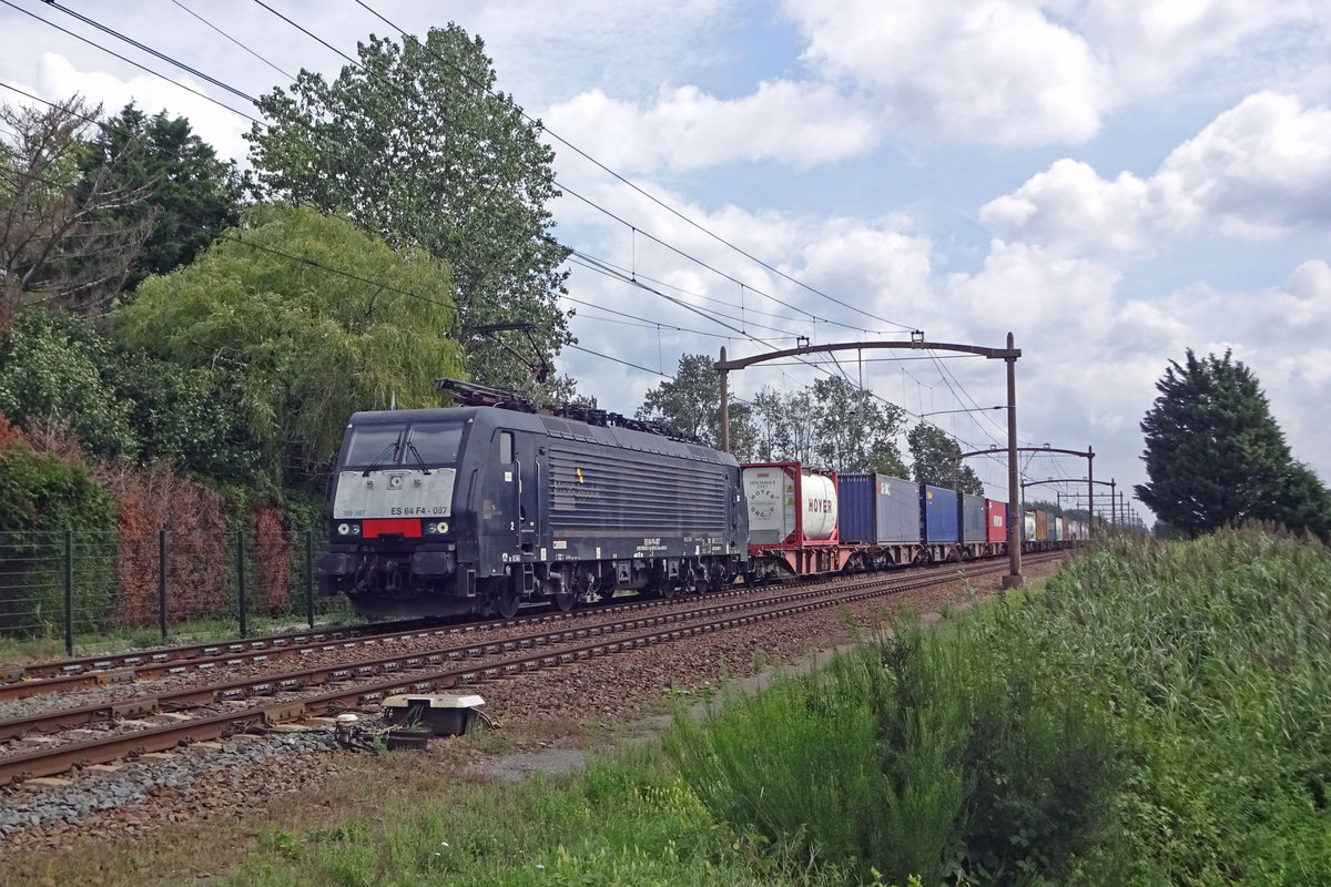 KLV mit 189 987 durchfahrt am 16 Augustus 2019 Hulten. 