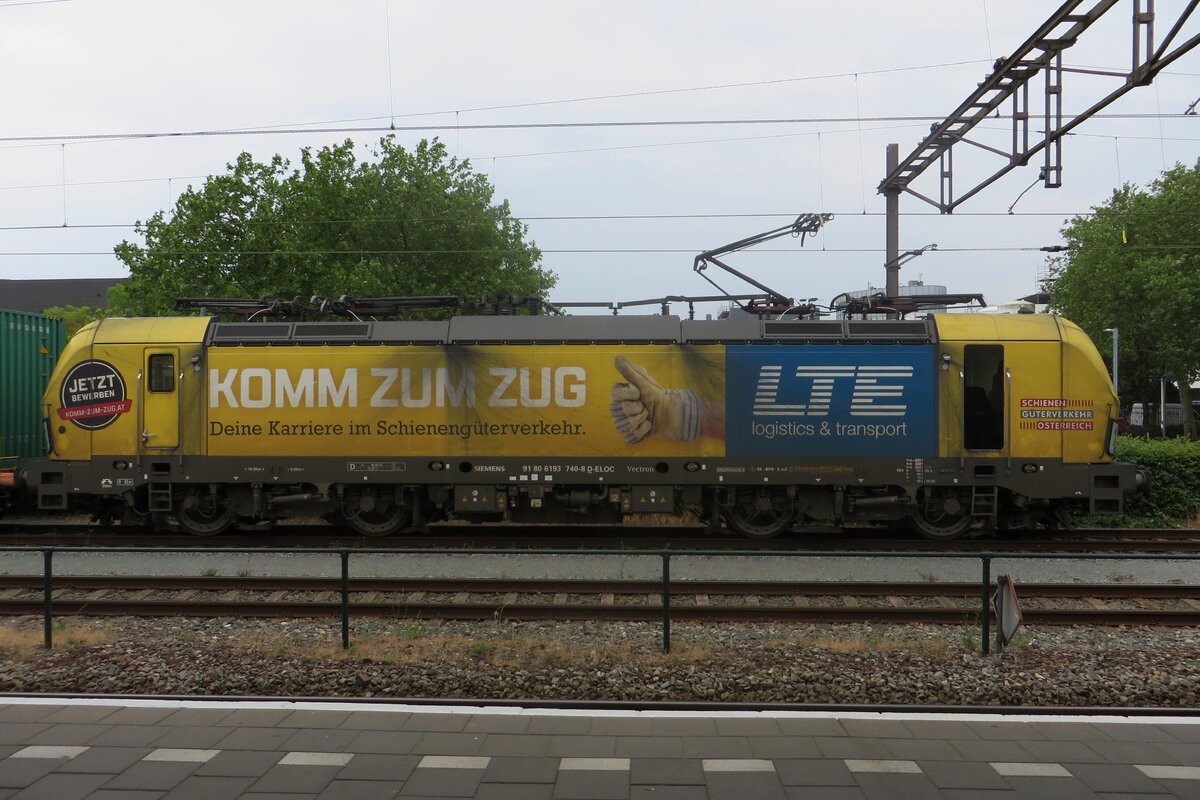  Kommt zum Zug  ladet LTE 193 740 in Oss am 22 Juni 2023 ein -und Ihren Fotograf hat tatsachlich den Zug gefasst um dieser Lok nach zeitigen Voranmeldung fotografieren zu können. 