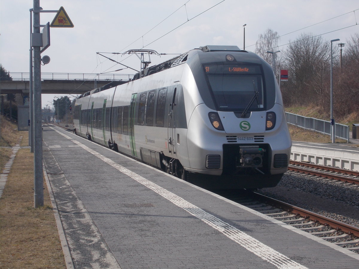Kurz vor der Abfahrt aus der Station Karlsuher Stra�e der 1442 603,am 02.April 2018,in Leipzig.