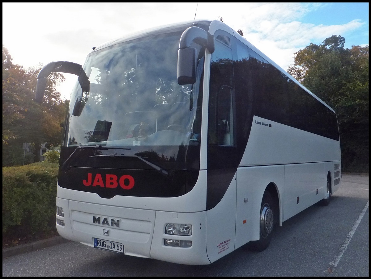 MAN Lion's Coach von Jabo aus Deutschland in Bergen.