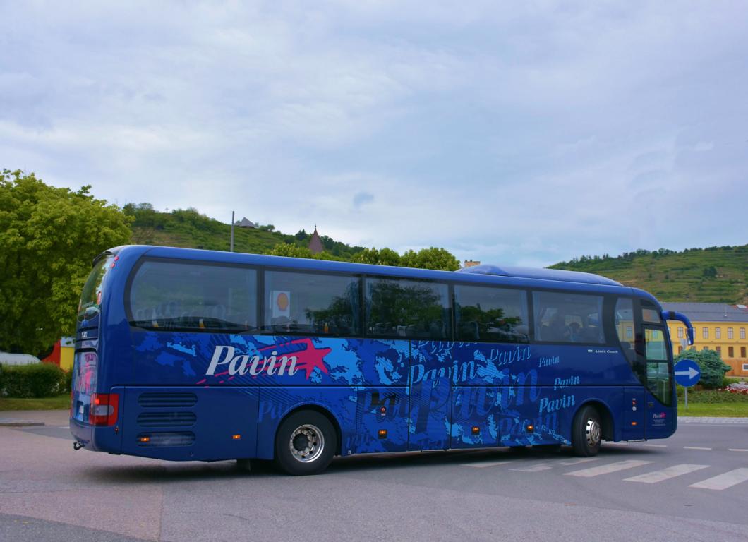 MAN Lion`s Coach von PAVIN Reisen aus Italien in Krems.