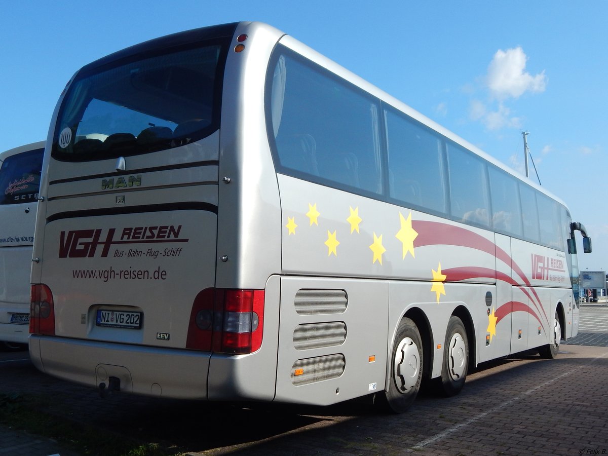 MAN Lion's Coach von VGH Reisen aus Deutschland im Stadthafen Sassnitz.