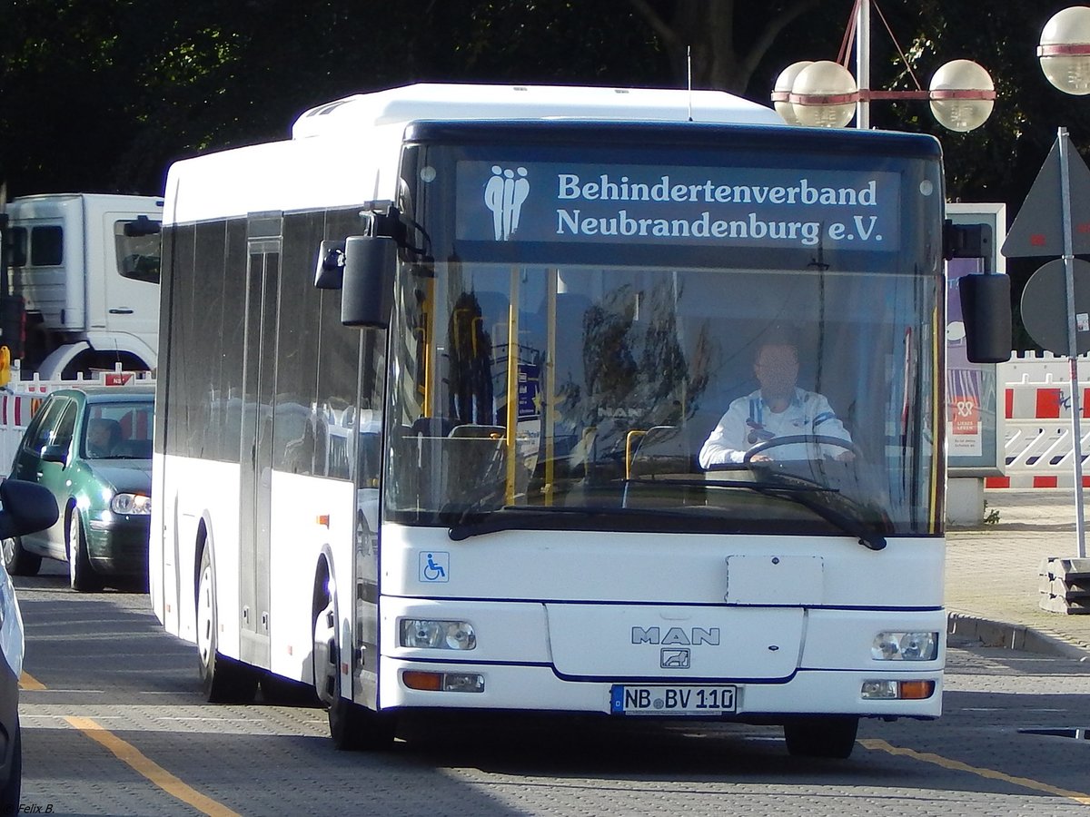 MAN Niederflurbus 2. Generation/Göppel vom Behindertenverband Neubrandenburg in Neubrandenburg.