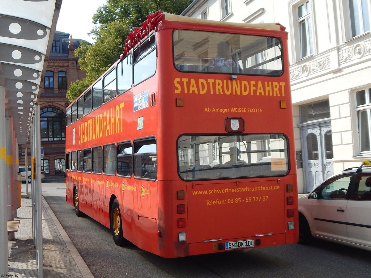 MAN SD 200 von Bus Kontor GmbH aus Deutschland in Schwerin. 