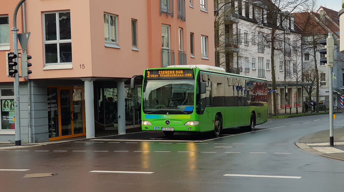 MB Citaro von RHOEN-ENERGIE unterwegs in Fulda im Februar 2022