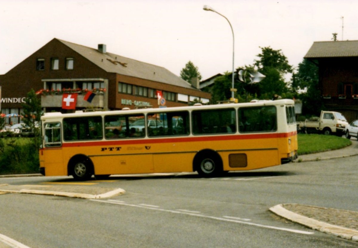 (MD260) - Aus dem Archiv: PTT-Regie - Saurer am 1. August 1988 auf dem Albispass