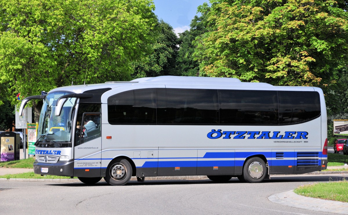 Mercedes Benz Tourino der tztaler Verkehrsgesellschat / sterreich am 24.Mai 2014 in Krems gesehen.