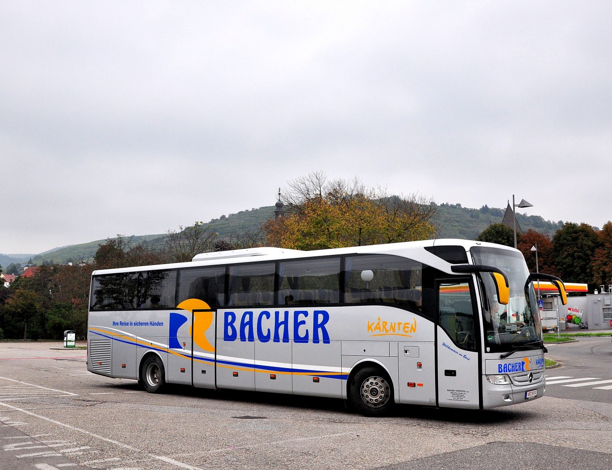 Mercedes Benz Tourismo von Bacher Reisen aus sterreich am 4.Okt.2014 in Krems.