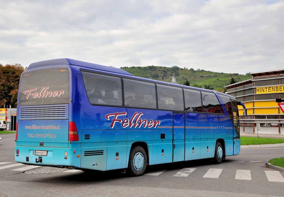 Mercedes Benz Tourismo von Fellner Reisen aus sterreich am 27.9.2014 in Krems.