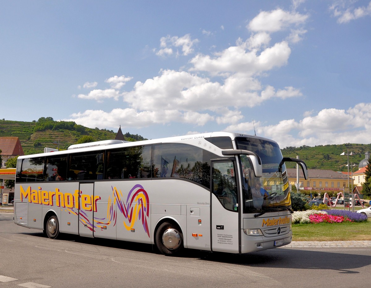 MERCEDES BENZ TOURISMO von MAIERHOFER Busreisen/sterreich im Juli 2013 in Krems gesehen.