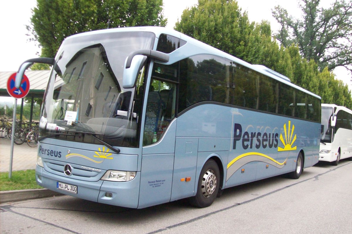 Mercedes-Benz Tourismo RHD M 2 von Perseus-Reisen aus ...