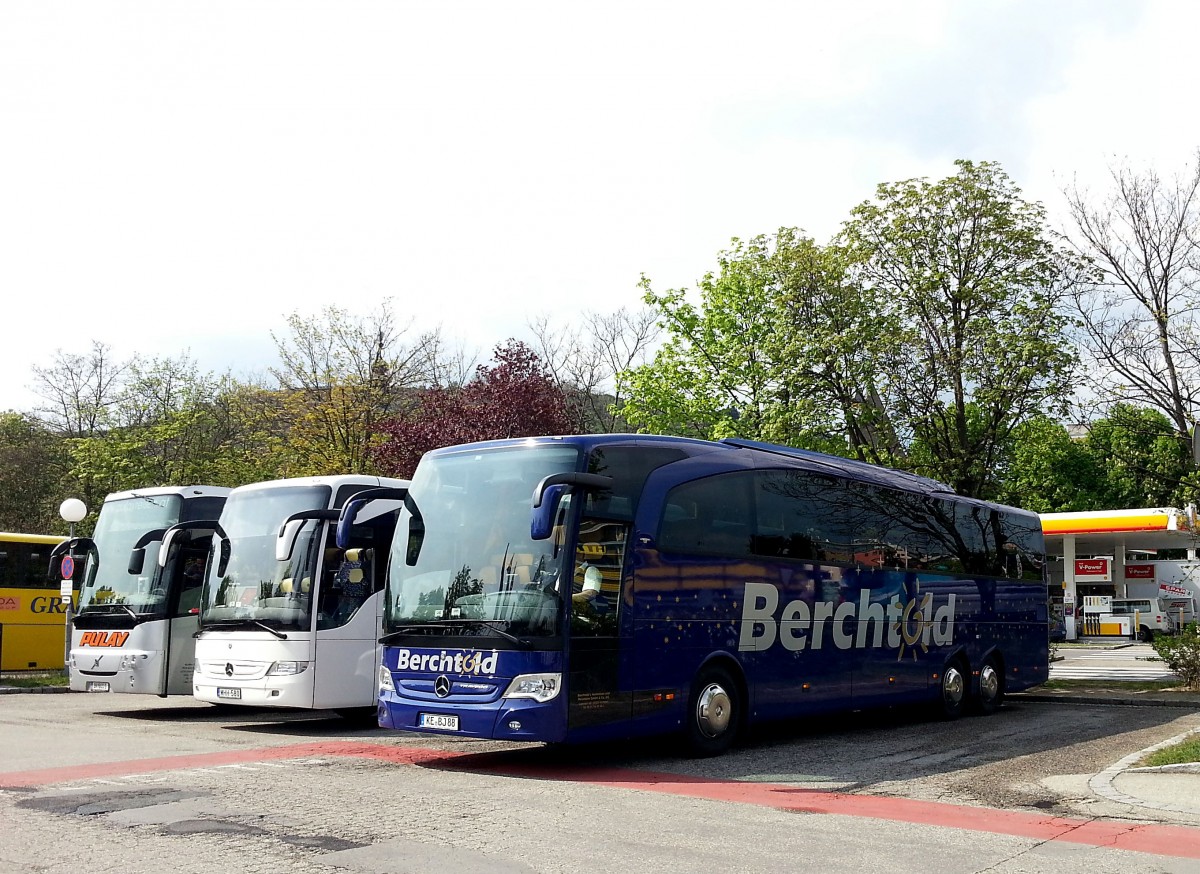 MERCEDES BENZ TRAVEGO Bluetec Euro 6 von Berchtold aus Deutschland im April 2014 in Krems.