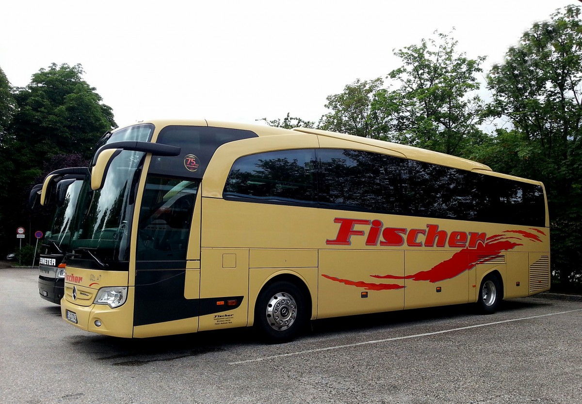 Mercedes Benz Travego von Fischer Reisen aus der BRD am 30.Mai 2014 in Krems.