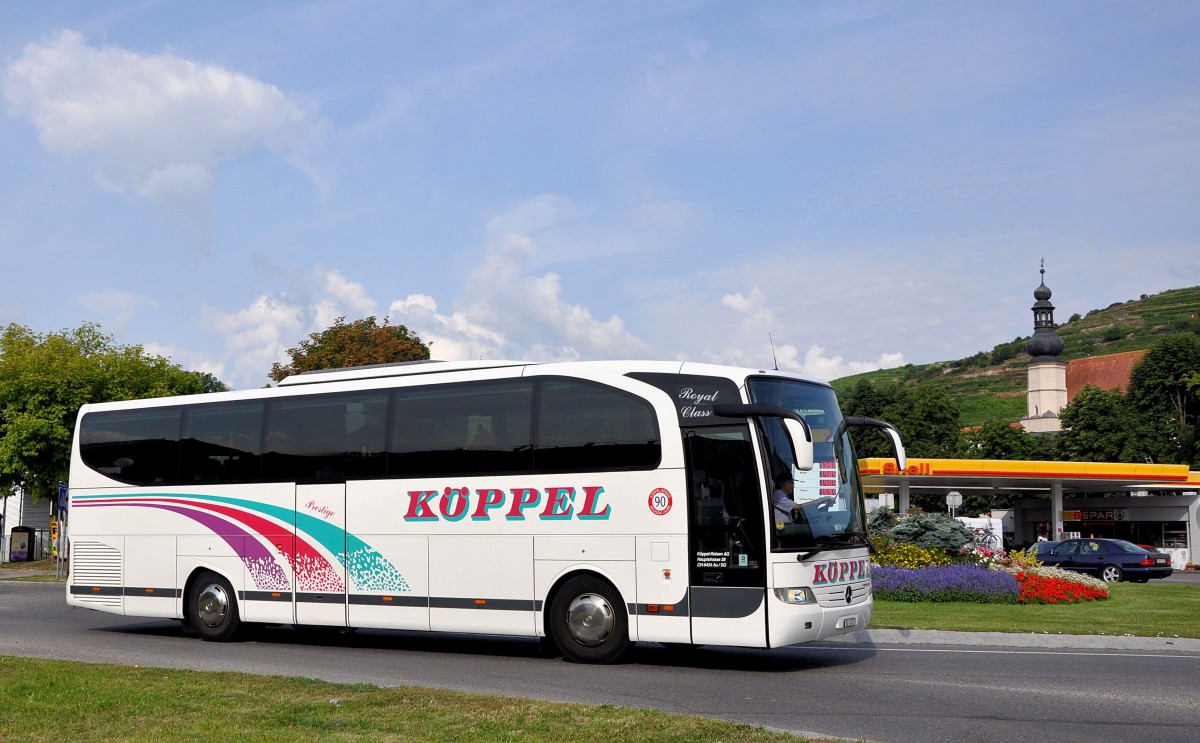 Mercedes Benz Travego von KPPEL Busreisen aus der Schweiz am 13.7.2013 in Krems unterwegs.