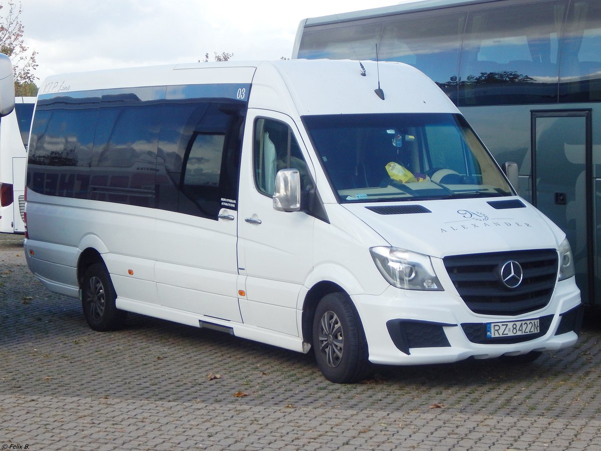Mercedes Sprinter von Alexander Bus aus Polen in Hannover.