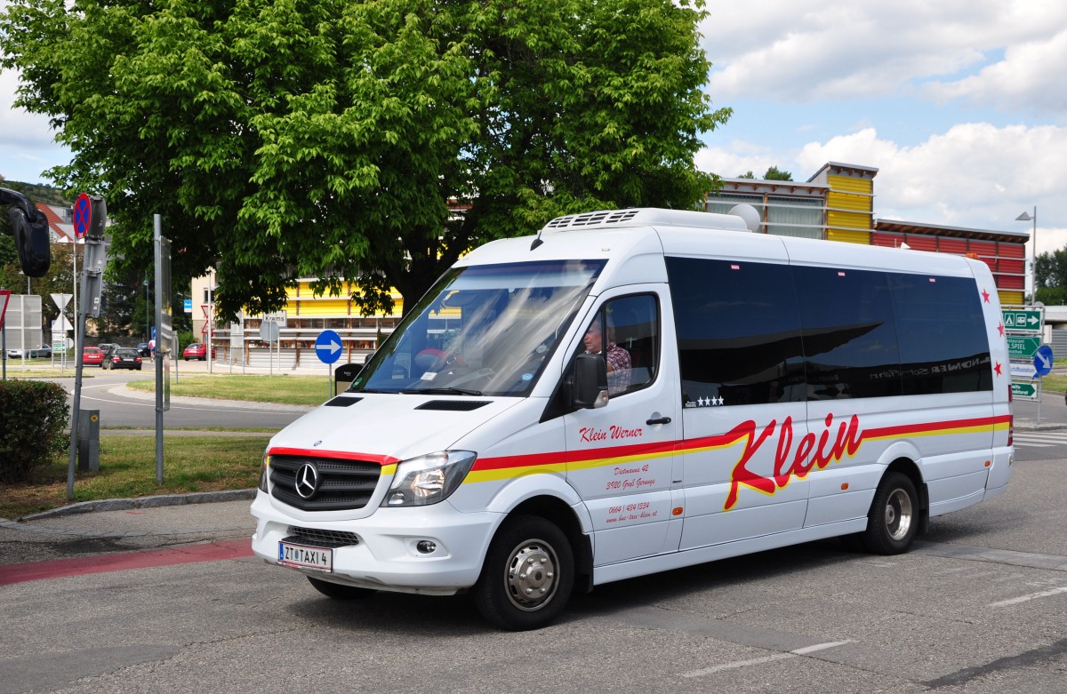 Mercedes Sprinter von  Bus und Taxi  Werner Klein aus Niedersterreich im Juni 2015 in Krems.