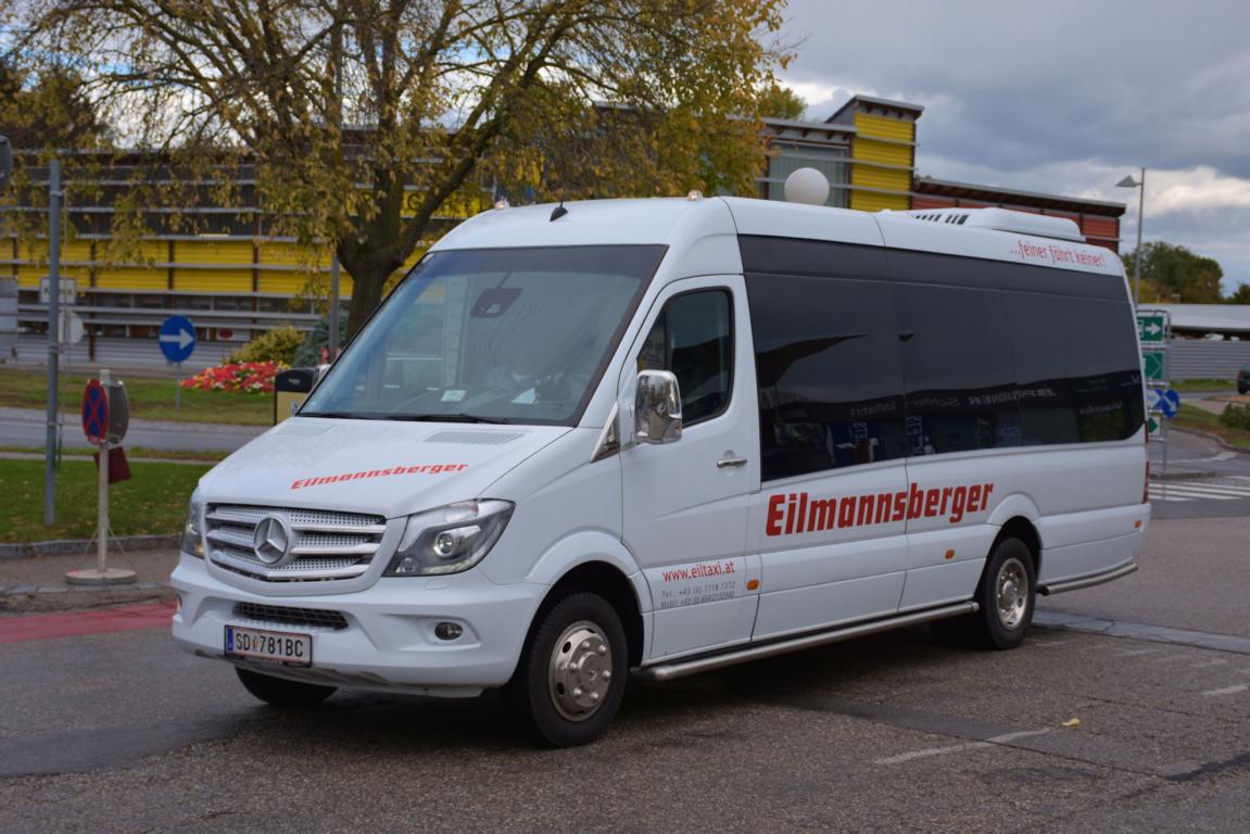 Mercedes Sprinter von Eilmannsberger Reisen aus sterreich 10/2017 in Krems.