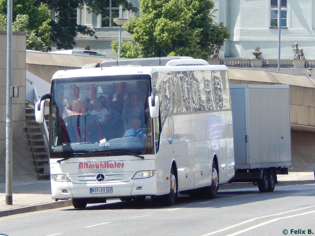 Mercedes Tourismo von Altmhltaler Busreisen aus Deutschland mit Hnger in Potsdam.