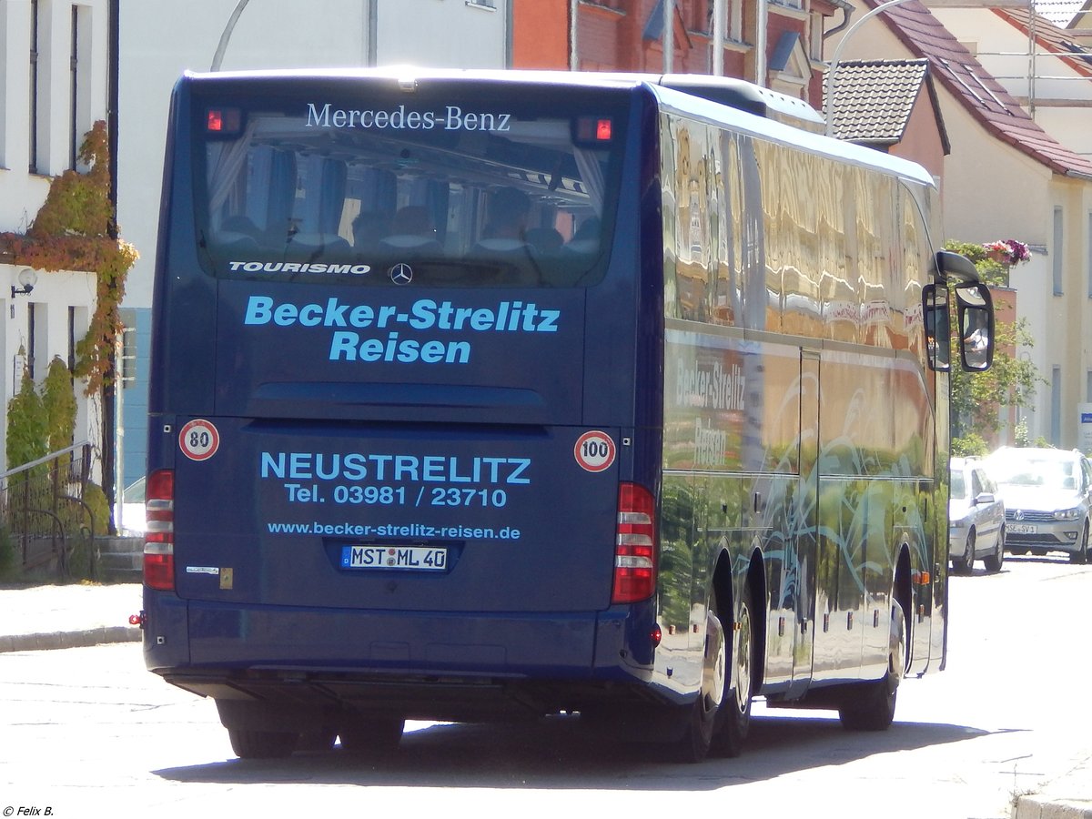 Mercedes Tourismo von Becker-Strelitz Reisen aus Deutschland in Neubrandenburg.