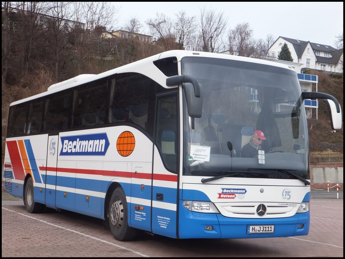 Mercedes Tourismo von Beckmann Reisen aus Deutschland im Stadthafen Sassnitz.
