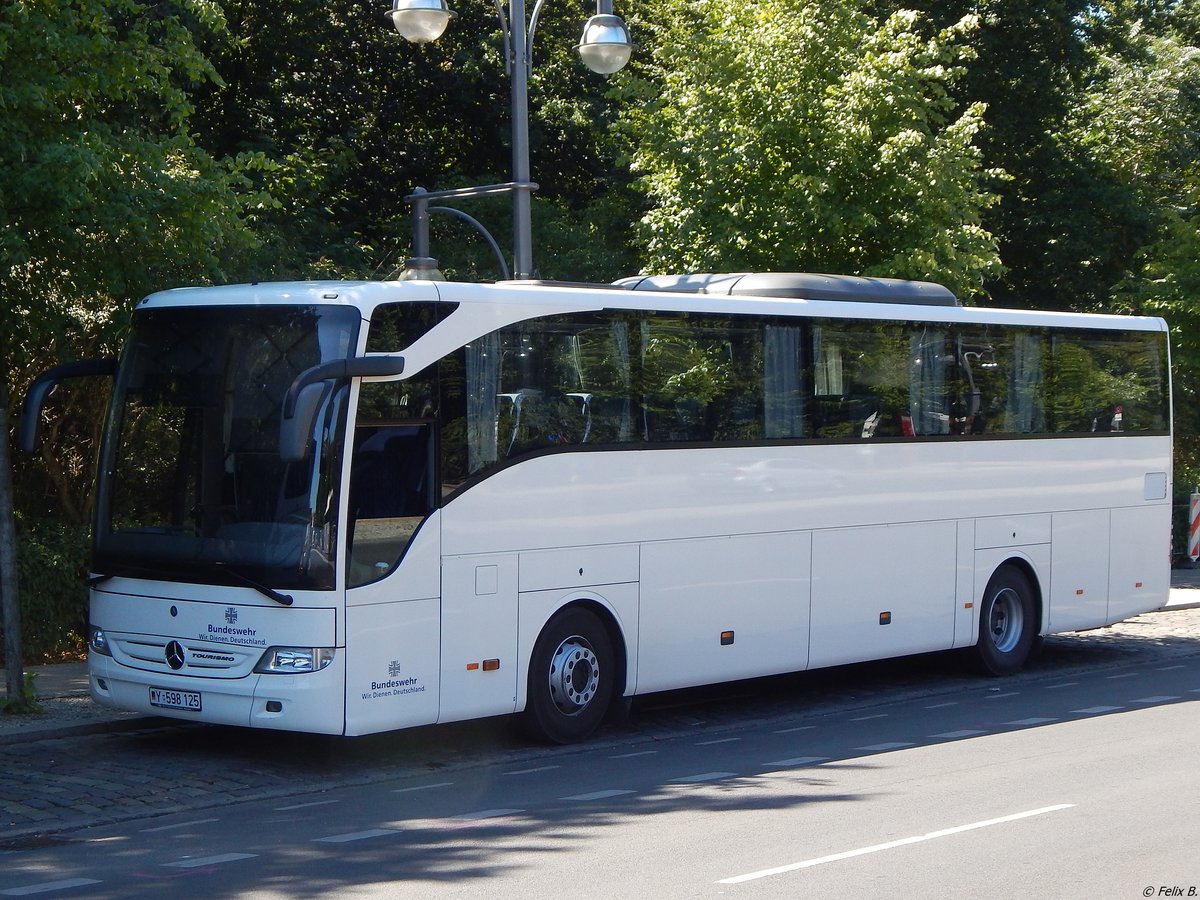 Mercedes Tourismo der Bundeswehr in Berlin.