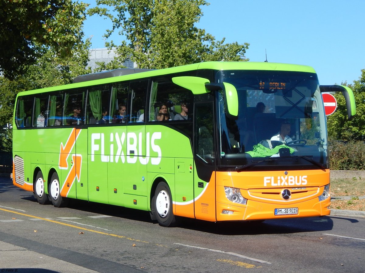 Mercedes Tourismo von Flixbus/Buteo Busservice Behrendt aus Deutschland in Berlin.