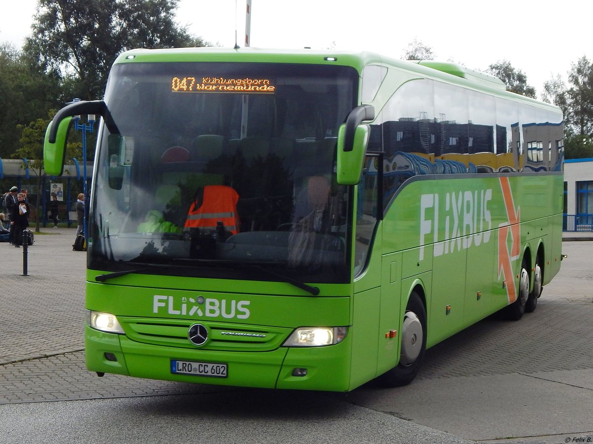 Mercedes Tourismo von Flixbus/Joost's aus Deutschland in Rostock. 