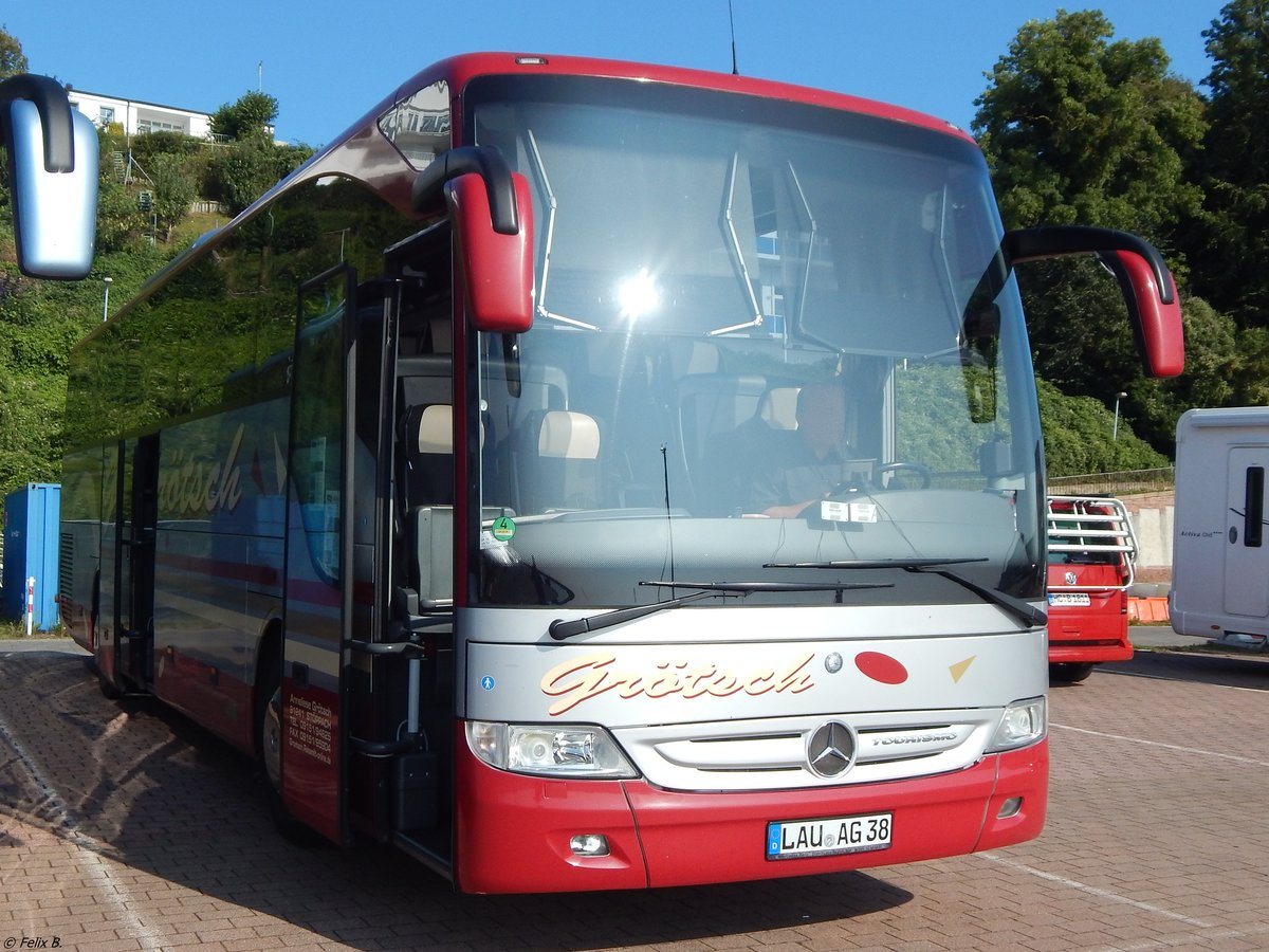 Mercedes Tourismo von Grötsch aus Deutschland im Stadthafen Sassnitz am 16.09.2016