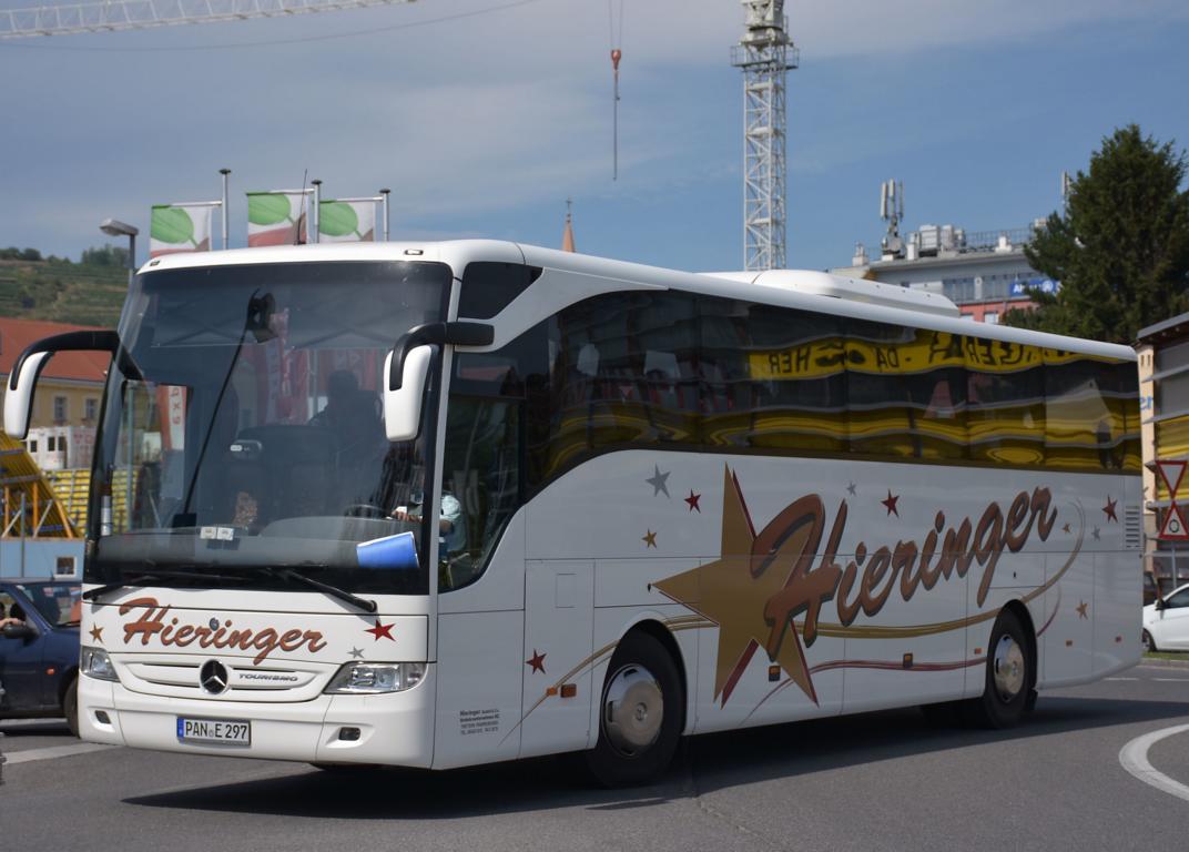 Mercedes Tourismo von Hieringer Reisen aus der BRD 2017 in Krems.