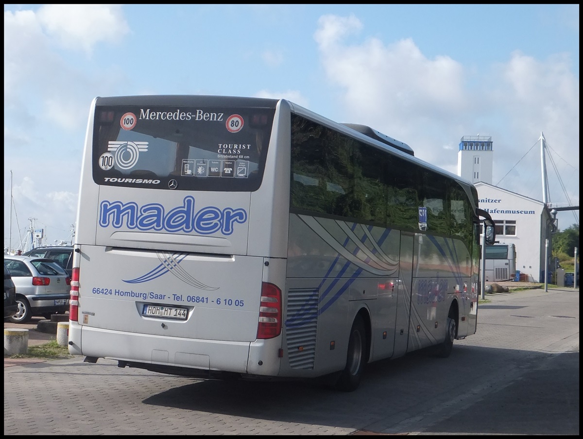 Mercedes Tourismo von Mader aus Deutschland im Stadthafen Sassnitz.