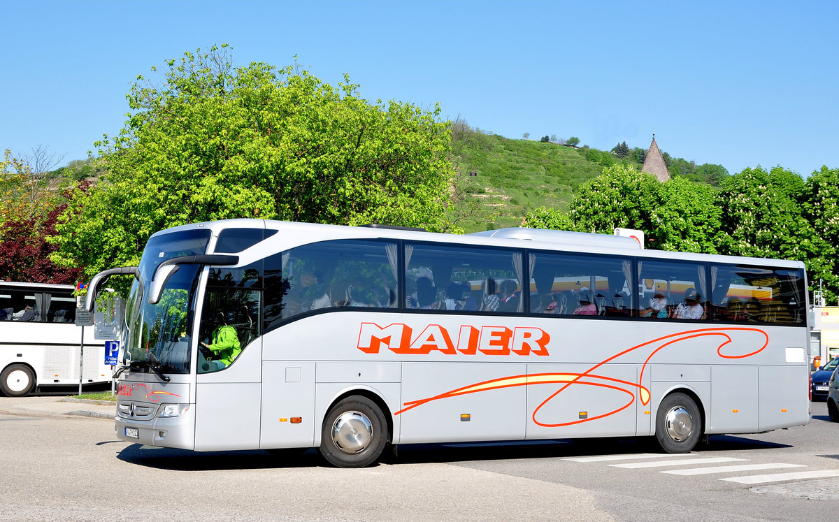Mercedes Tourismo von Maier Reisen aus der BRD in Krems gesehen.