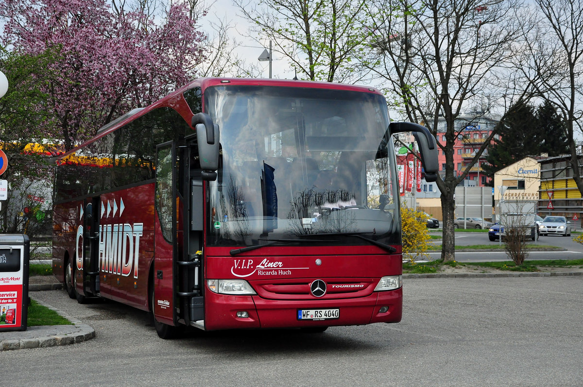 Mercedes Tourismo vom Reisebro Schmidt aus der BRD in Krems.