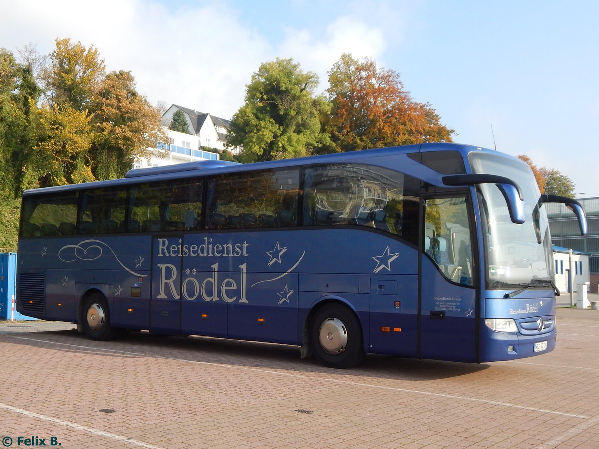 Mercedes Tourismo von Reisedienst Rödel aus Deutschland im Stadthafen Sassnitz.