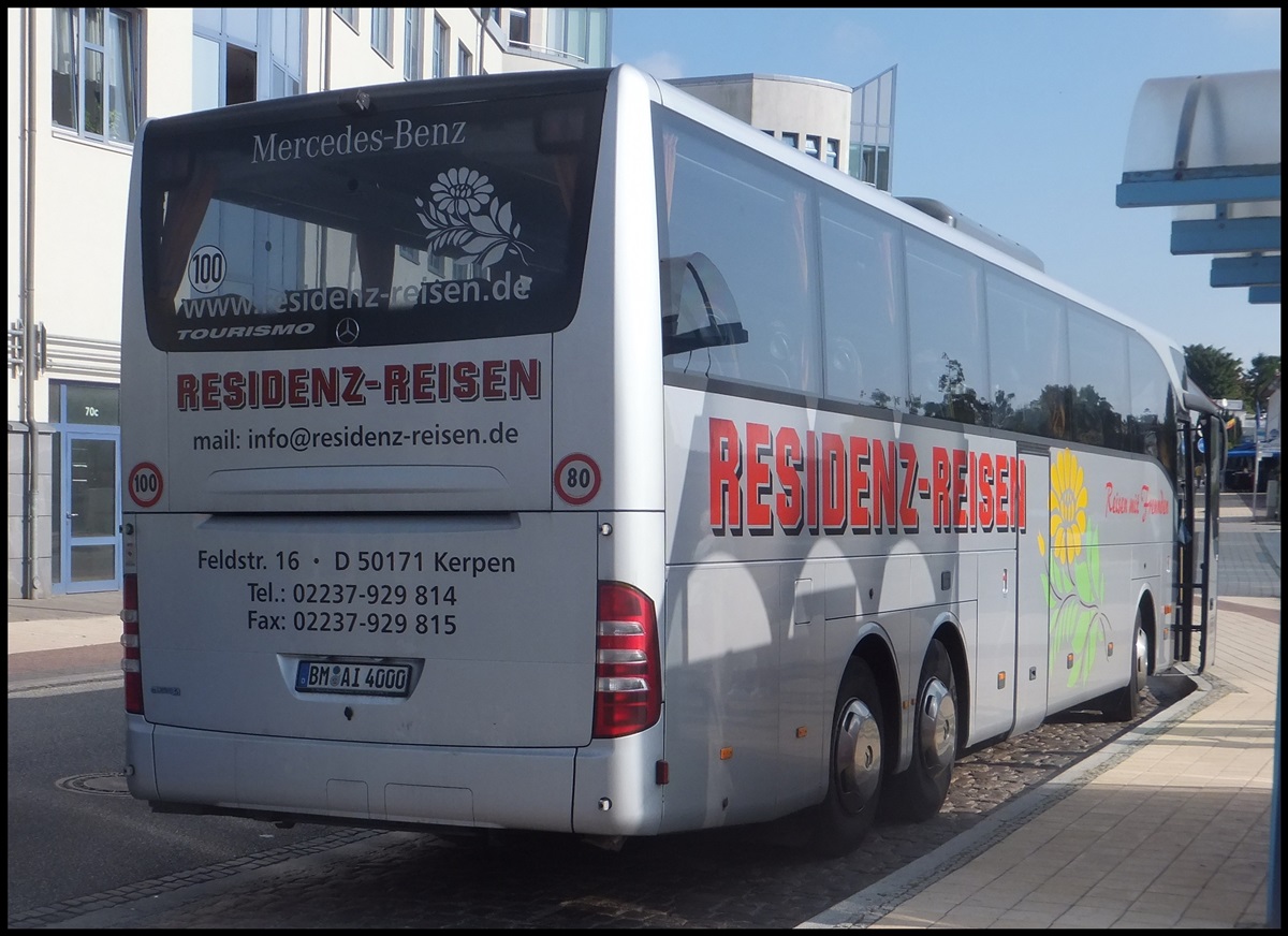 Mercedes Tourismo von Residenz-Reisen aus Deutschland in Sassnitz.